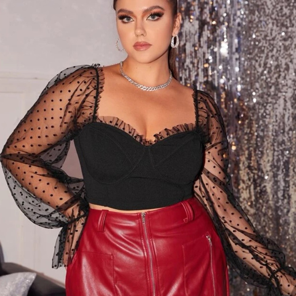 Black crop top